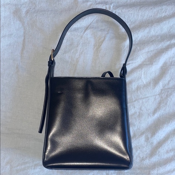 A.P.C. Black Virginie Leather Shoulder Bag - Picture 3 of 10